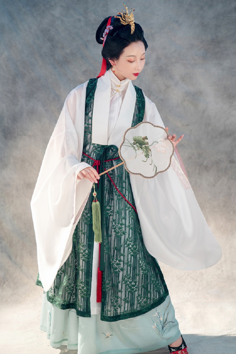 蕾丝比甲